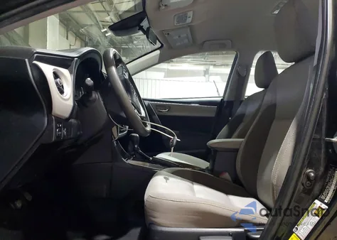 2018 Toyota Corolla L z USA, uszkodzony, nr VIN 2T1BURHE2JC970912